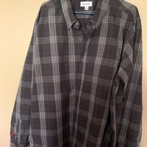 Haggar men’s button up shirt. Plaid print. Size XXL shirt without defects